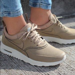nike air max thea tan